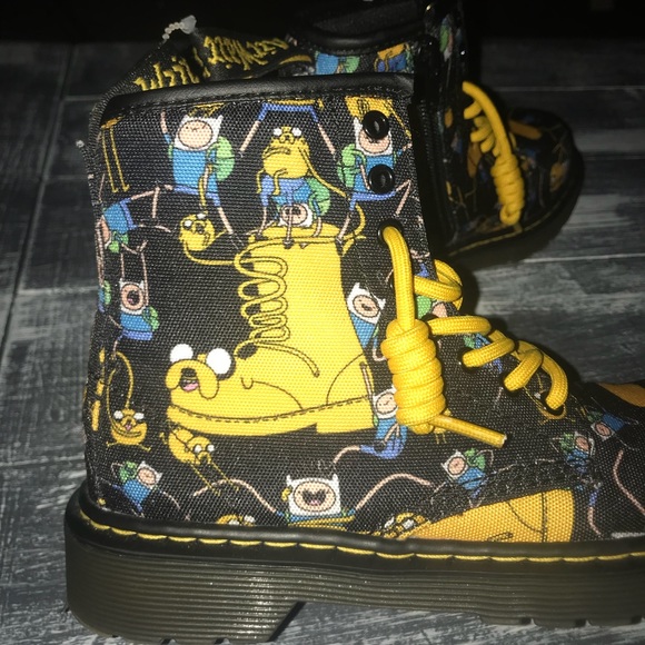 Adventure Time CN edition Dr. Martens - Picture 3 of 4